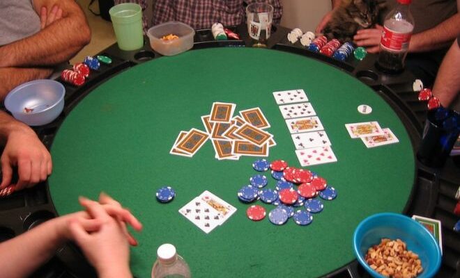 How to Set Up a Professional-Like Poker Game at Home