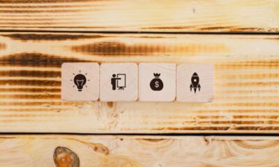 Icostamp