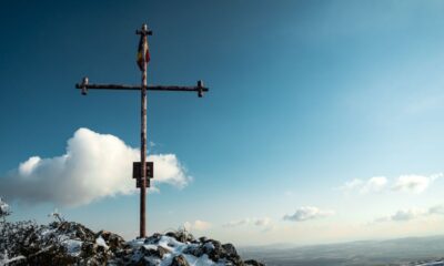 Guiding Cross