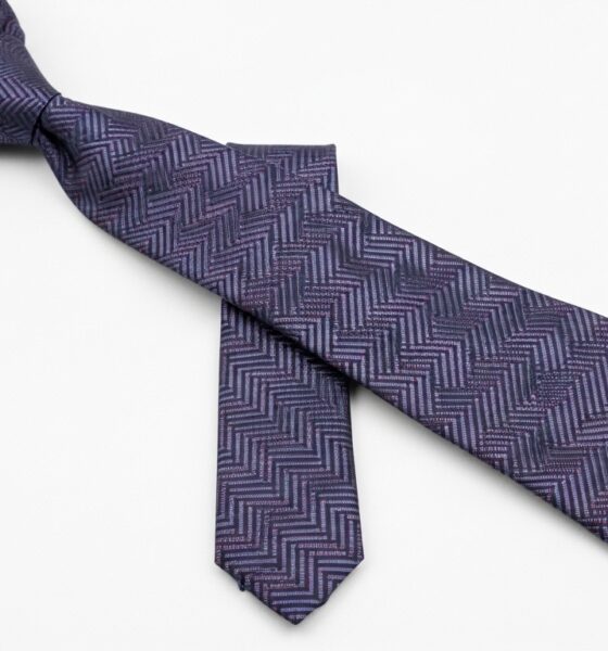 how long should a tie be